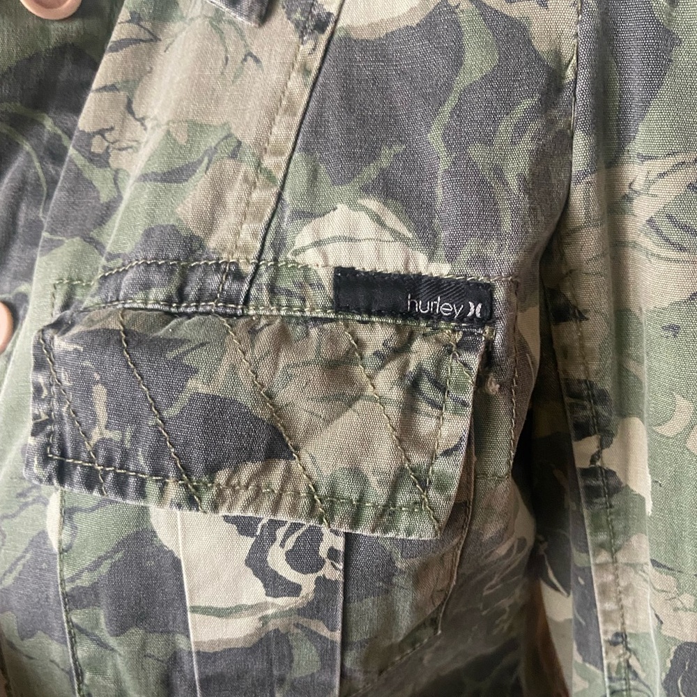 Vintage Hurley top